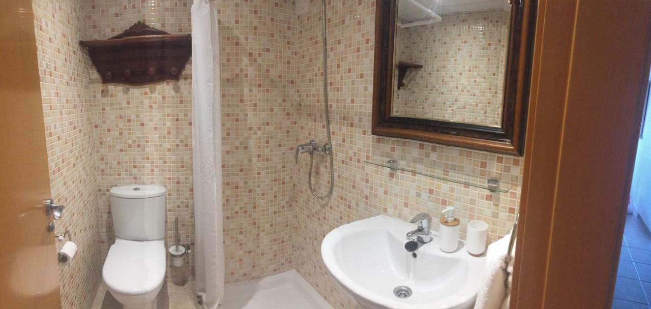 Madre Mia Apartment كاساريس المظهر الخارجي الصورة